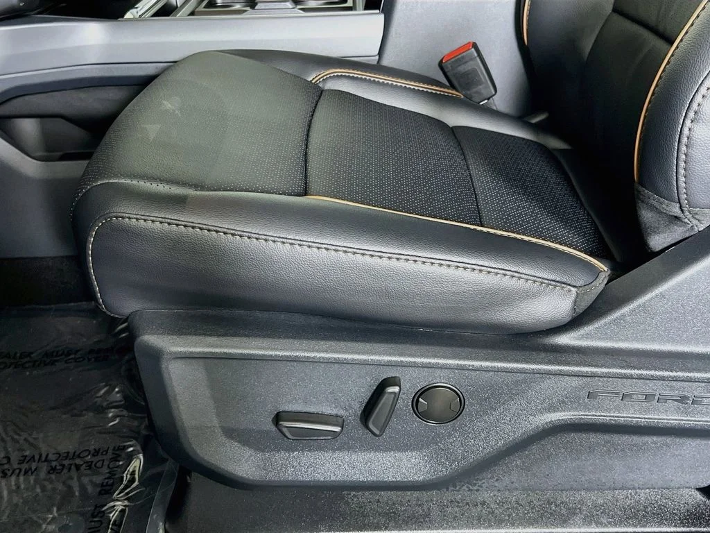 New 2026 Oxford White Ford Lariat image 23