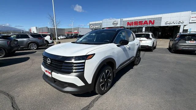 2026 Nissan Kicks 2.0 SV AWD's photo