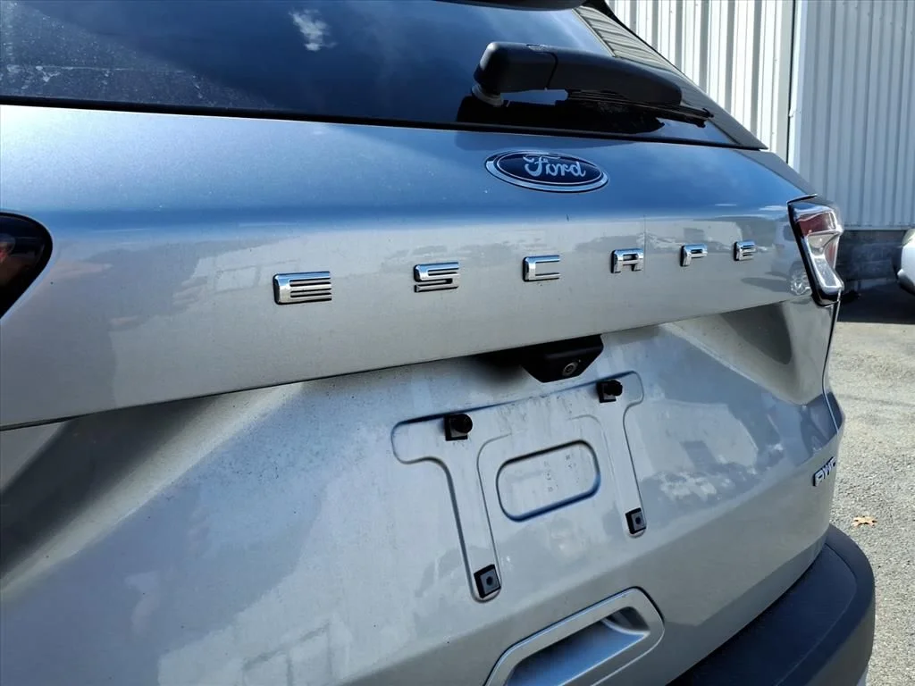 Used 2021 Silver Ford Titanium image 11