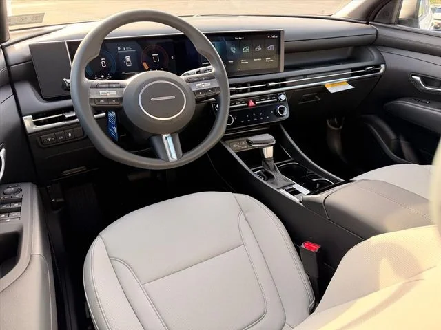 Used 2026 White Hyundai SEL image 6