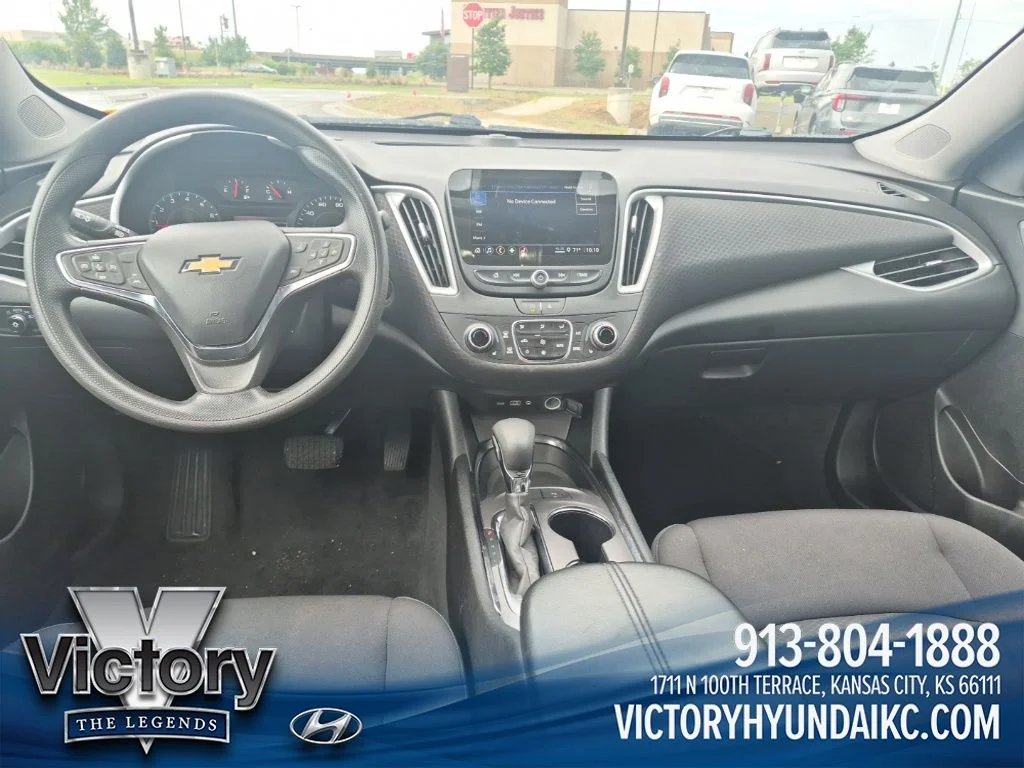 Used 2024 Gray Chevrolet LT image 11