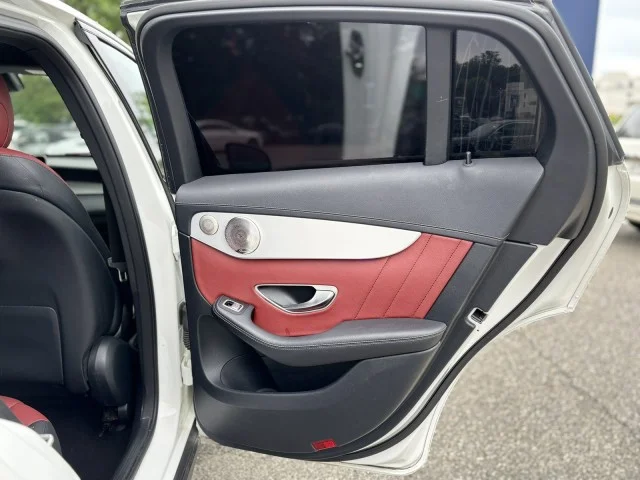 Used 2023 Polar White Mercedes-Benz GLC 300 ~ AMG® LINE !! image 11