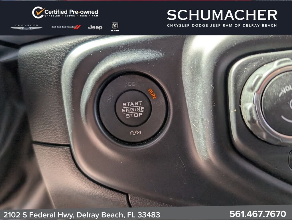 Used 2022 Gray Jeep Rubicon image 21