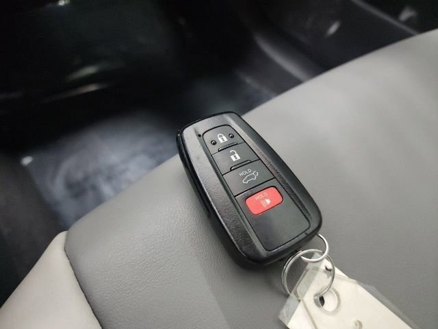 2021 Toyota RAV4 XLE Premium - Photo 35