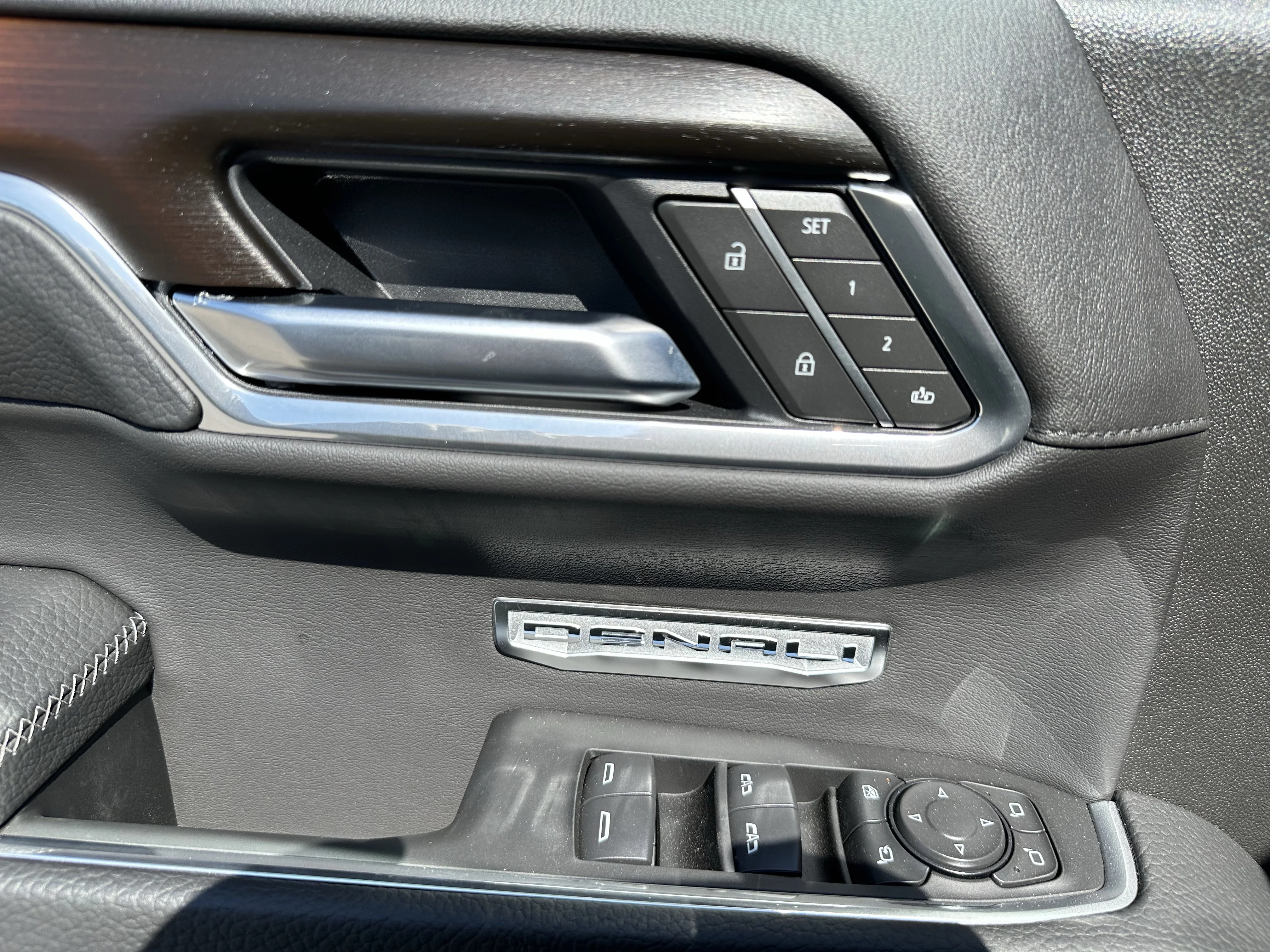 New 2026 Glacier White Tricoat GMC Denali image 10
