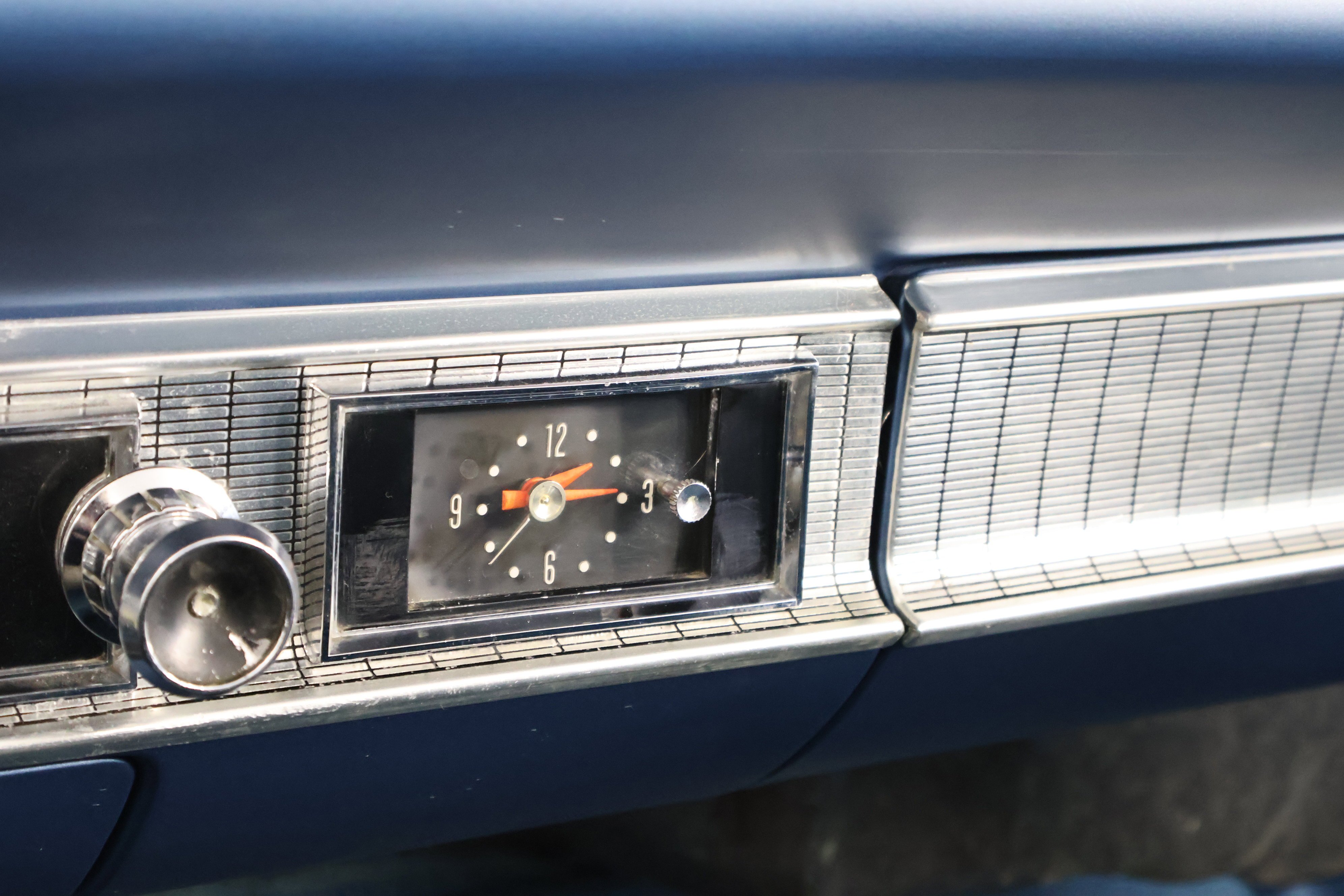 Used 1963 White Ford  image 43