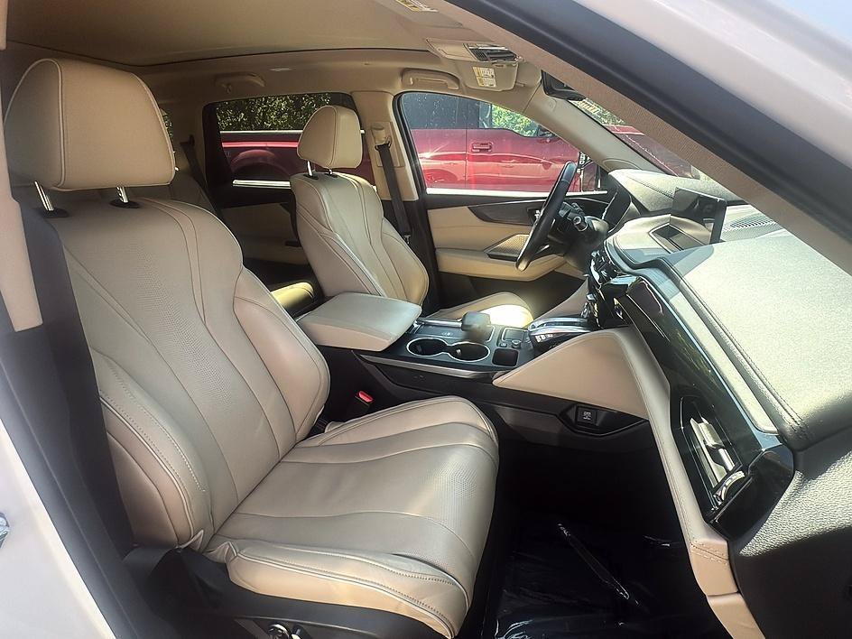 Used 2022 Platinum White Acura w/Advance Package image 32