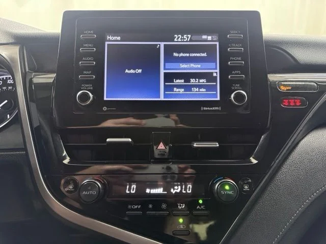 Used 2024 White Toyota LE image 27