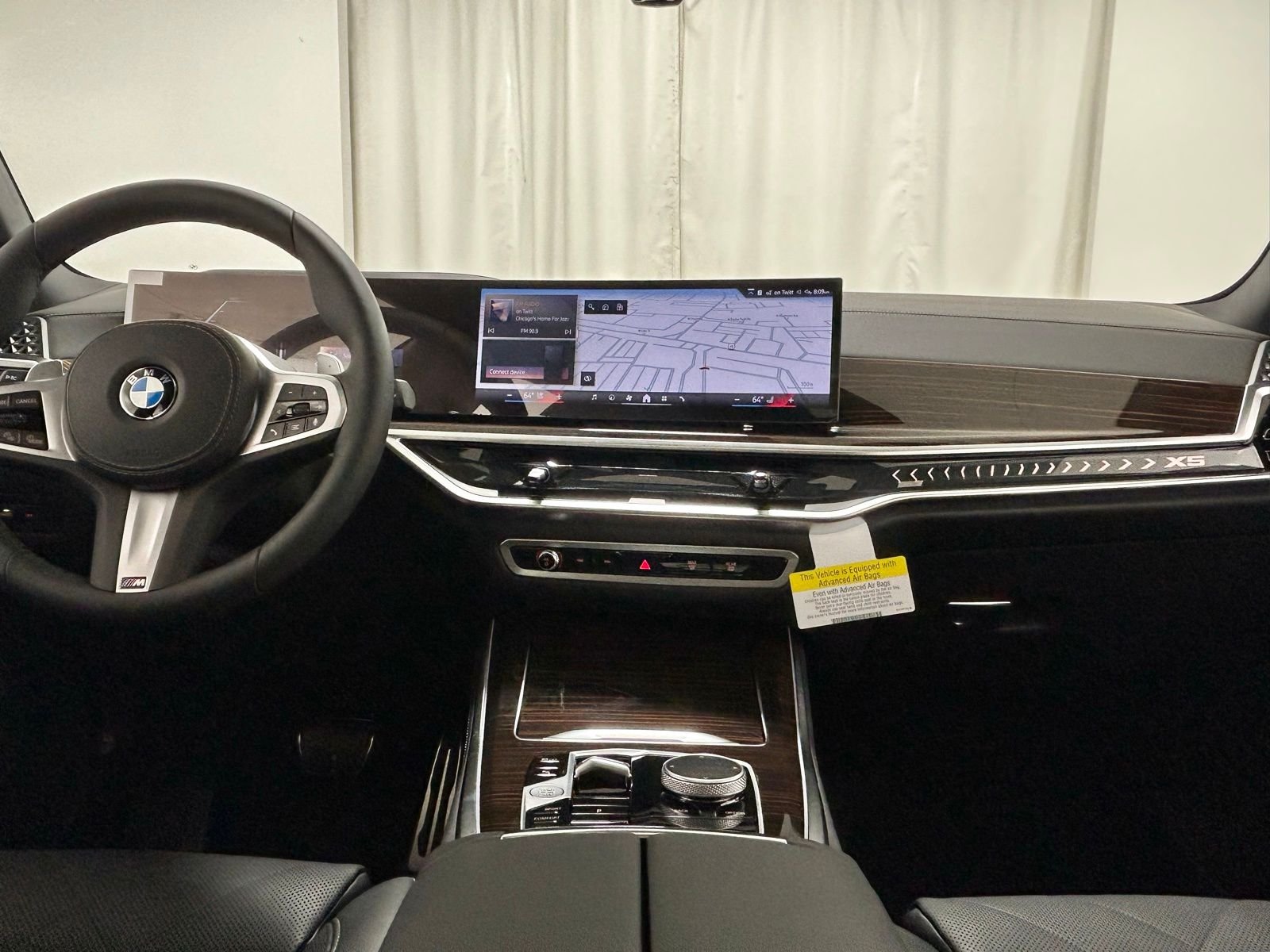 New 2026 Carbon Black Metallic BMW xDrive40i image 9