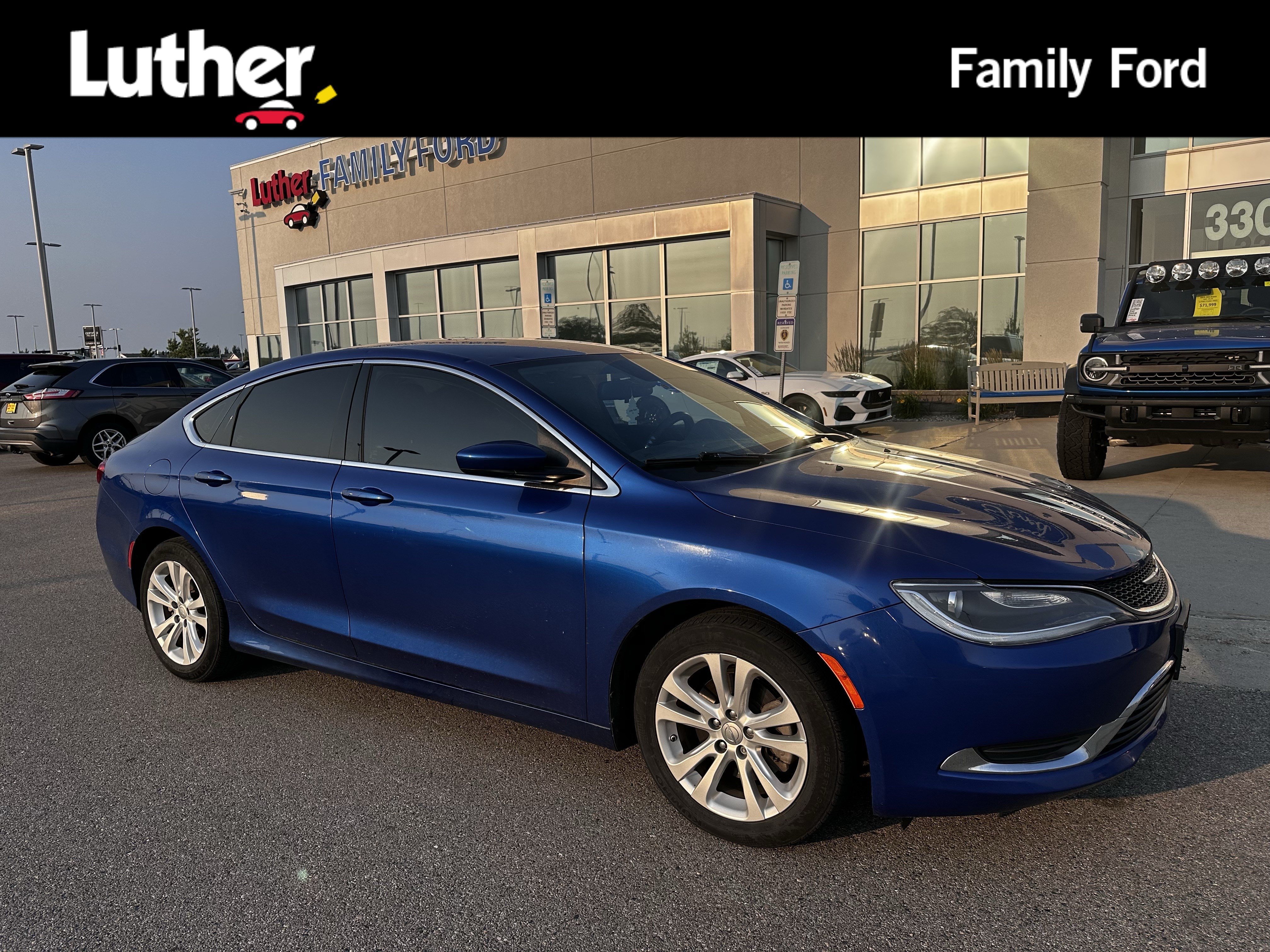 Used 2016 Vivid Blue Pearlcoat Chrysler Limited image 1