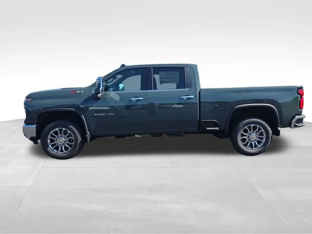2026 Chevrolet Silverado 3500 HD LTZ - Photo 2