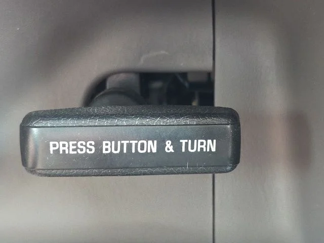 Used 2004 Gray Toyota PreRunner image 24