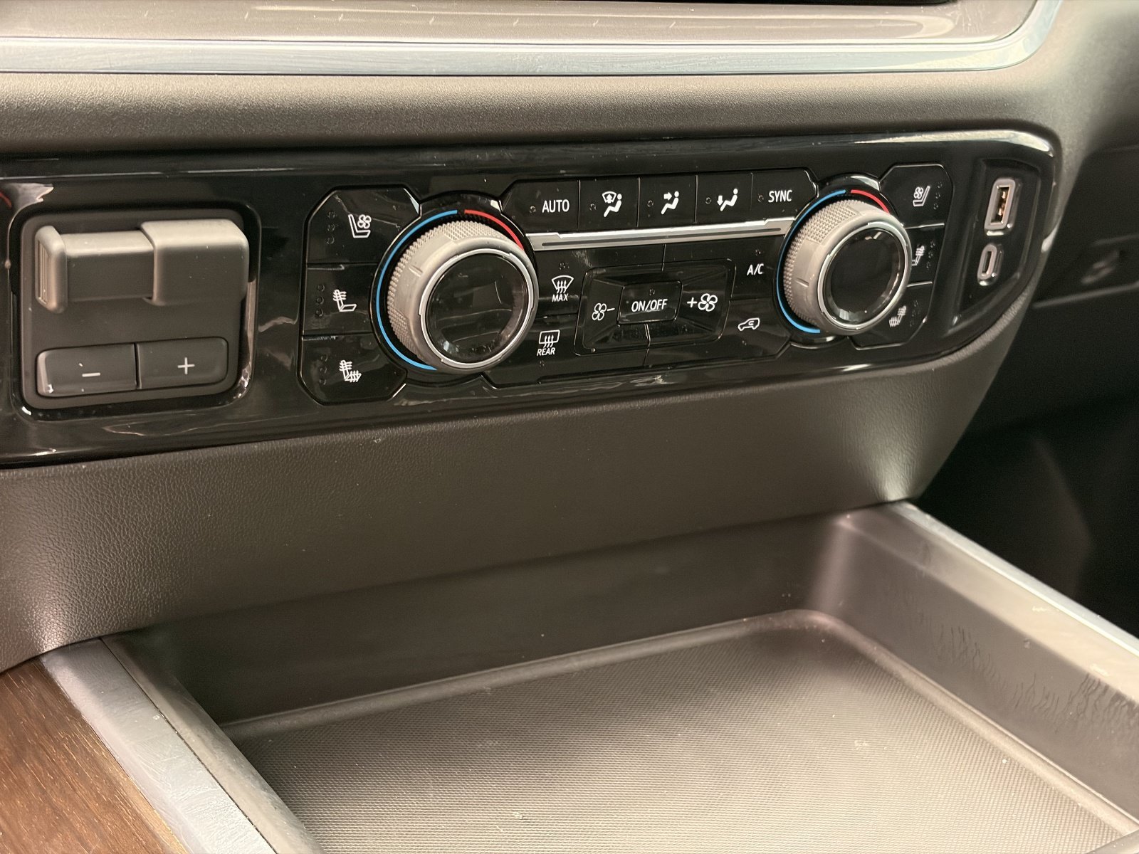 Used 2026 Sterling Gray Metallic Chevrolet High Country DRW image 18