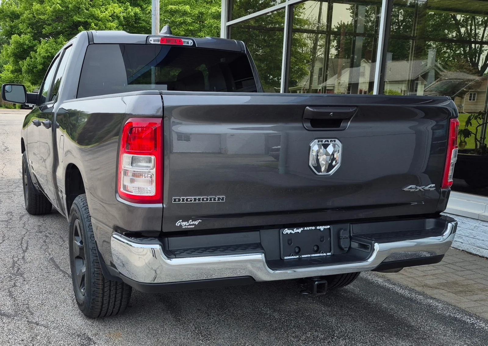 Used 2022 GRAY Ram Big Horn image 9