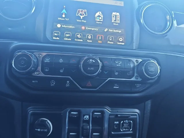 Used 2022 Beige Jeep Unlimited Sahara Altitude image 24