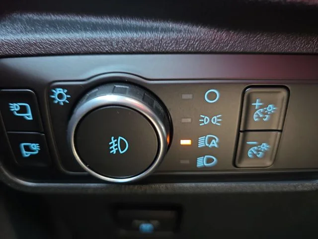 Used 2025 Beige Ford Outer Banks image 26