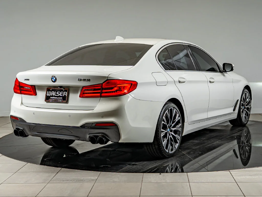 2019 BMW 5 Series 540i - Photo 5