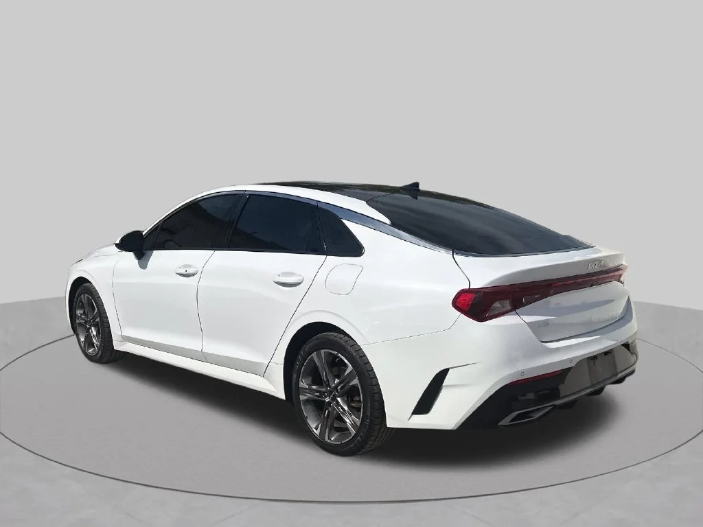 Used 2024 White Kia EX image 3