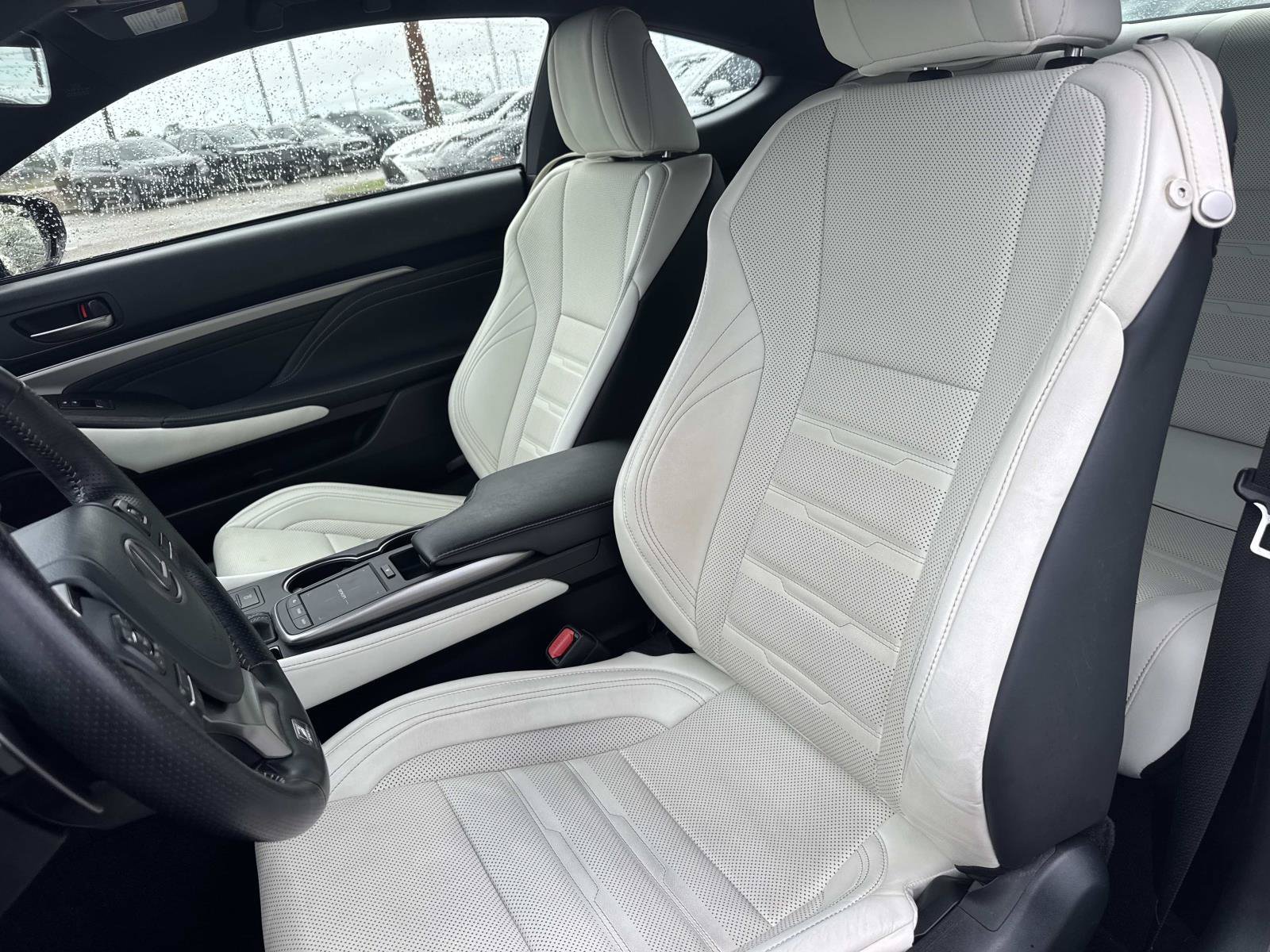 Used 2022 Black Lexus 300 image 17