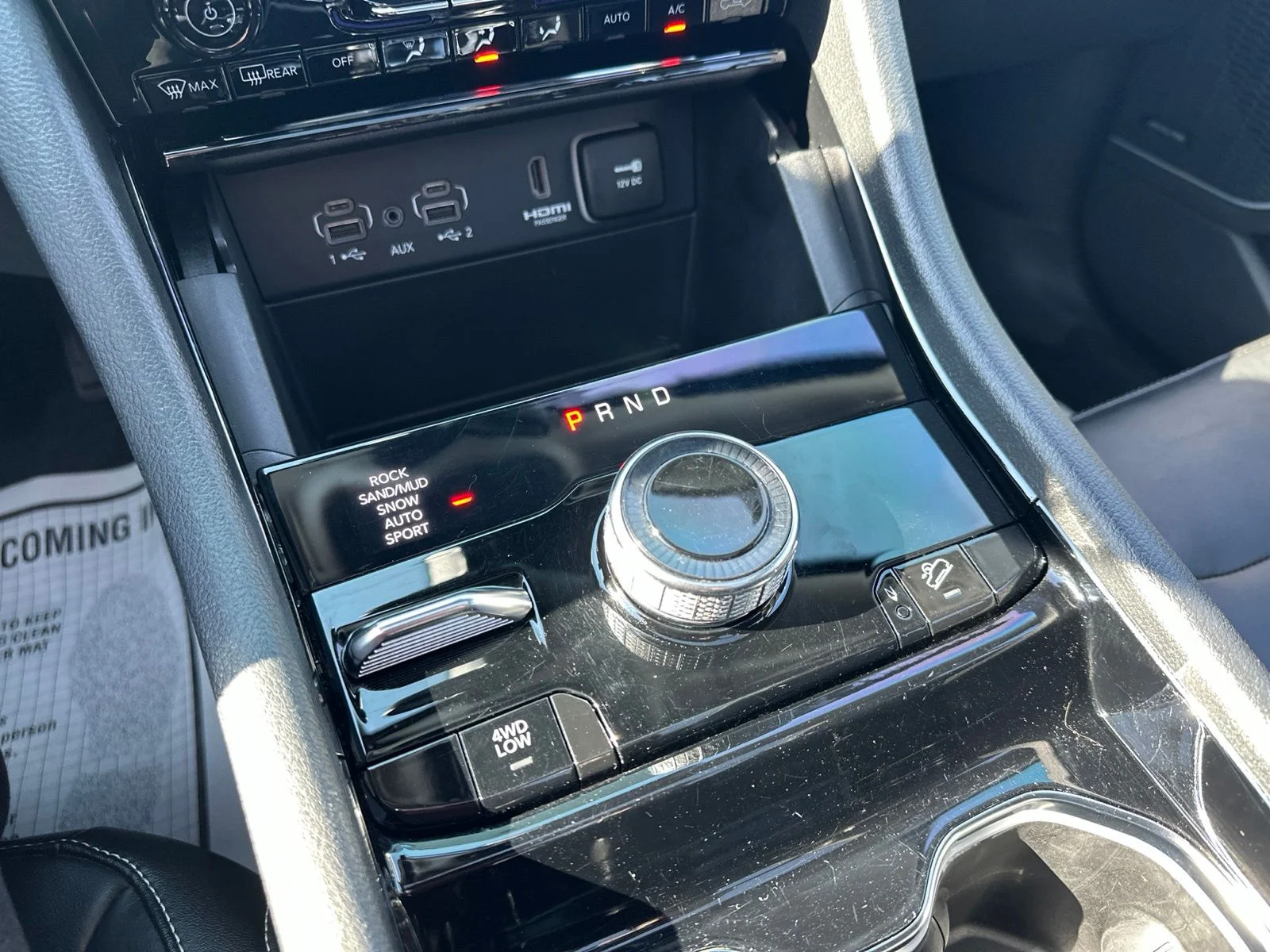 Used 2022 White Jeep 4xe image 69