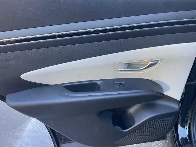 Certified Used 2023 Phantom Black Hyundai SE image 10
