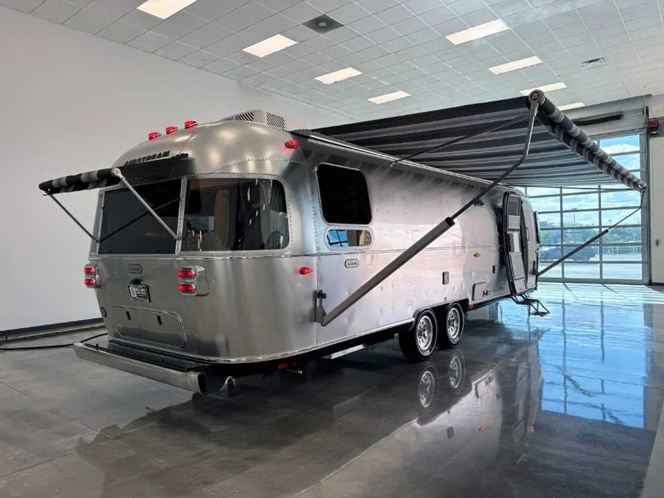 New 2026 SILVER AIRSTREAM  image 15