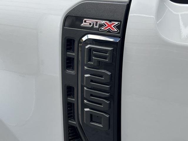 2026 Ford F-250 Super Duty XL - Photo 63
