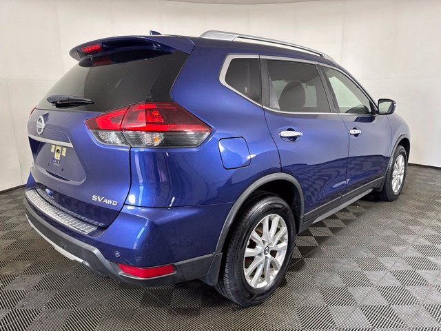 Used 2019 Blue Nissan SV image 3