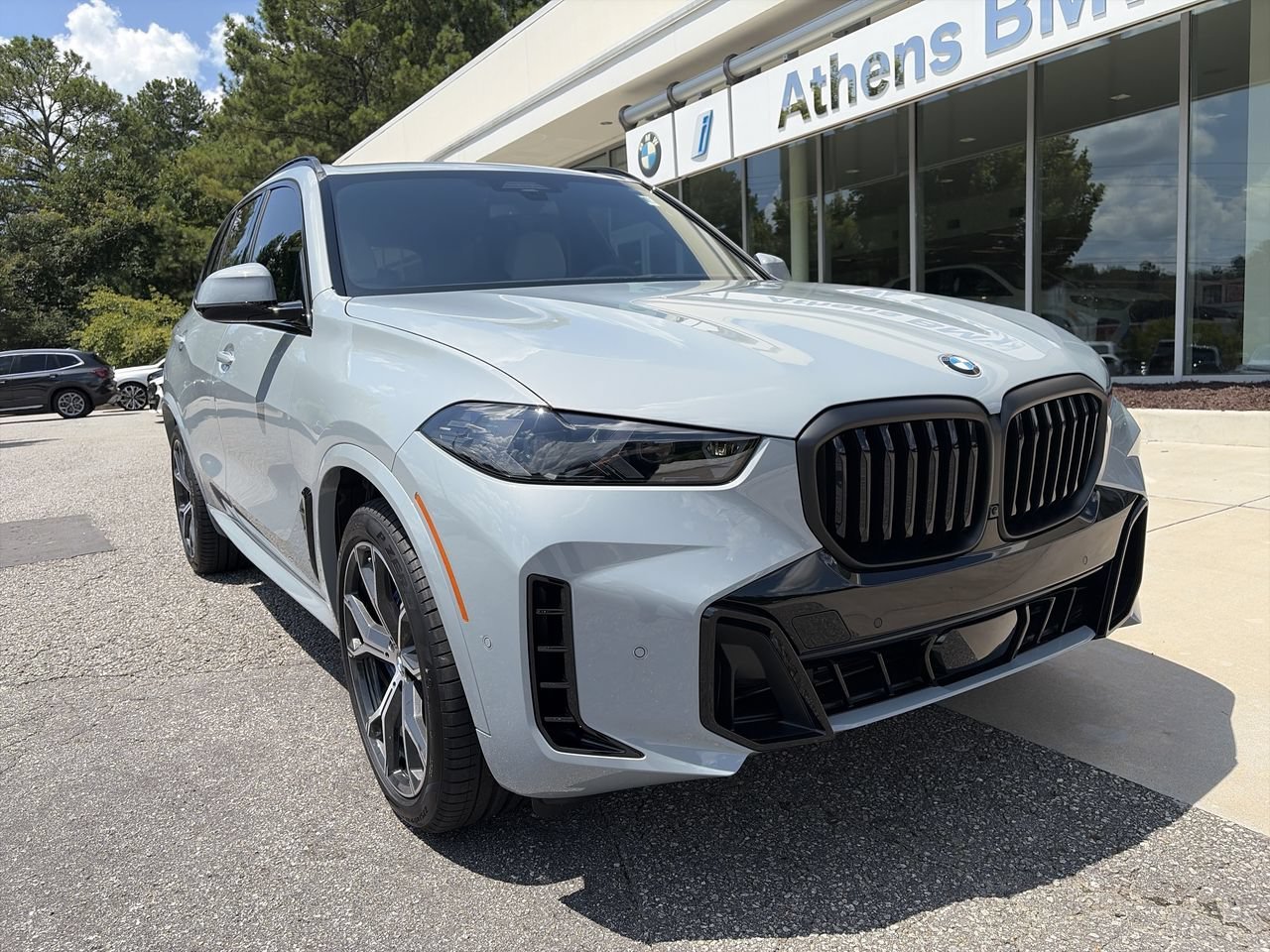 Used 2026 Brooklyn Grey Metallic BMW xDrive40i image 1