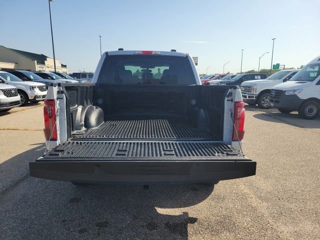 Used 2025 White Ford XLT image 29