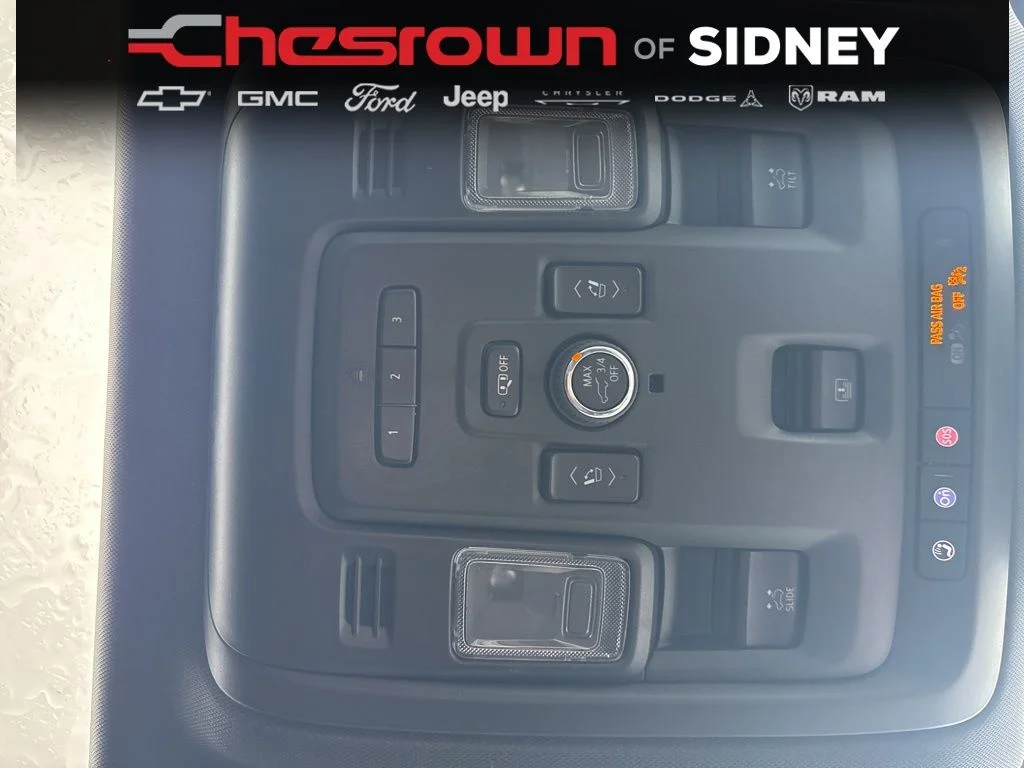 Used 2023 Black GMC SLT image 26
