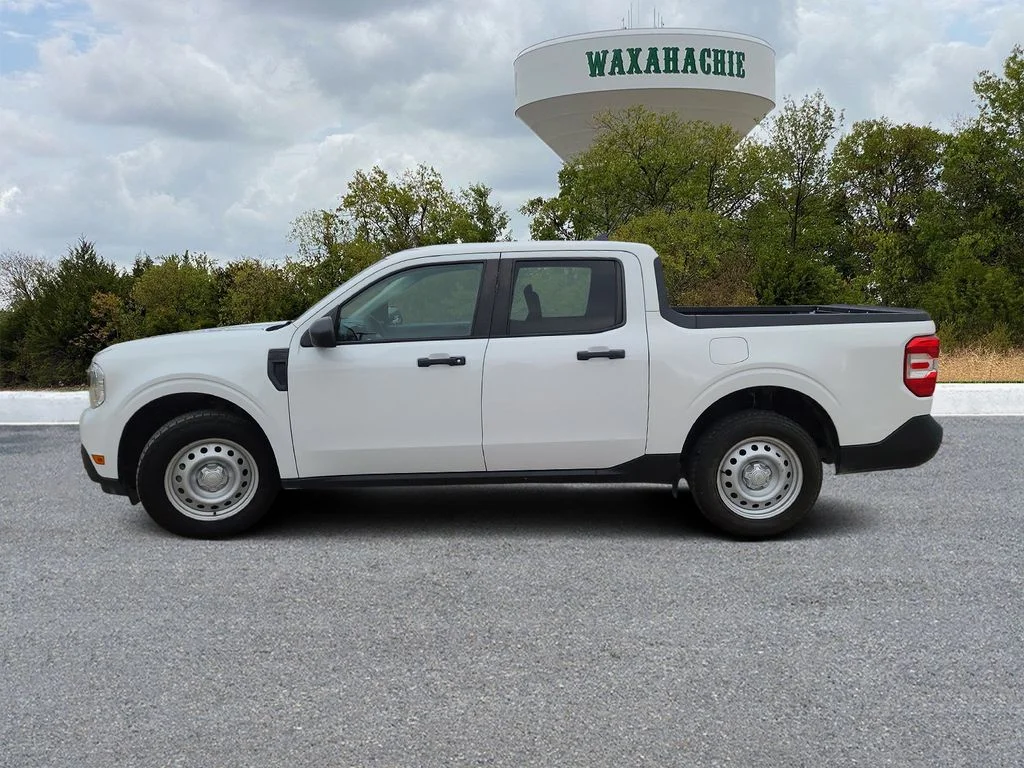 Used 2022 White Ford XL image 3