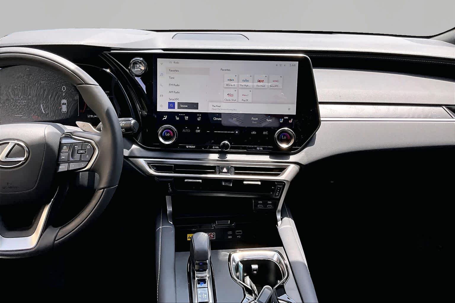 Used 2025 Copper Crest Lexus Premium image 7
