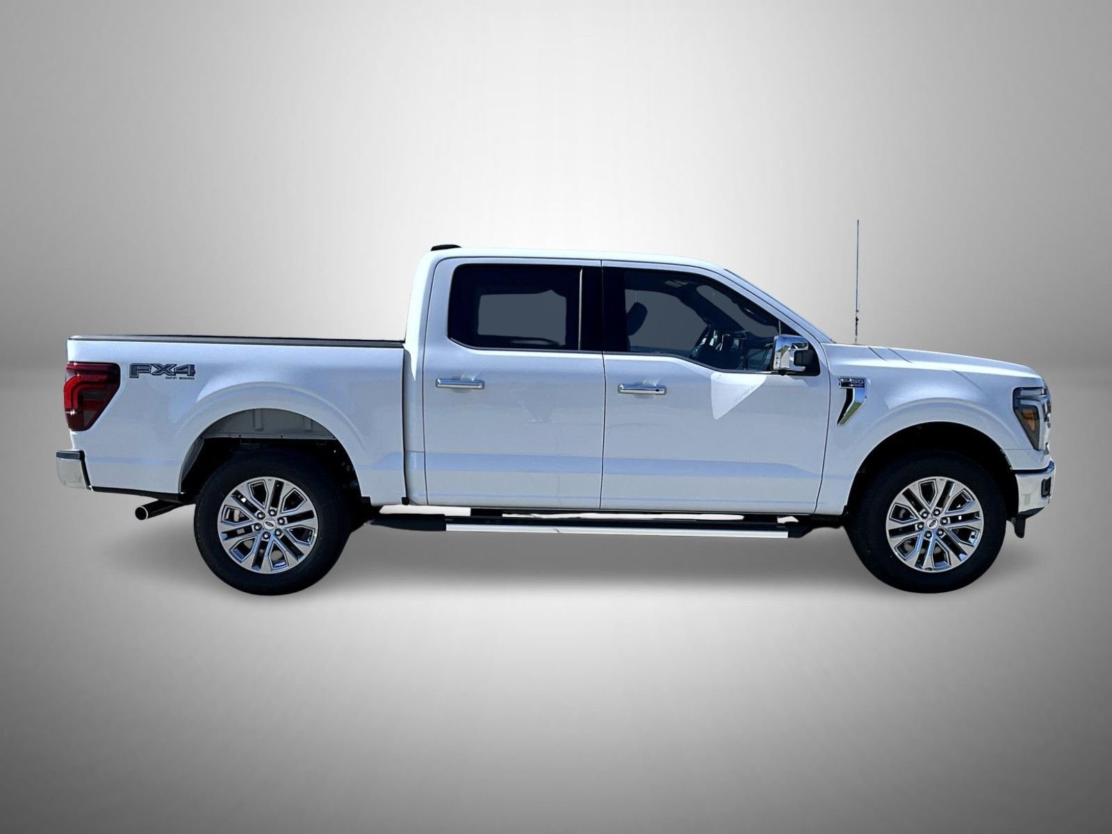 New 2026 Star White Metallic Tri-Coat Ford Lariat image 4