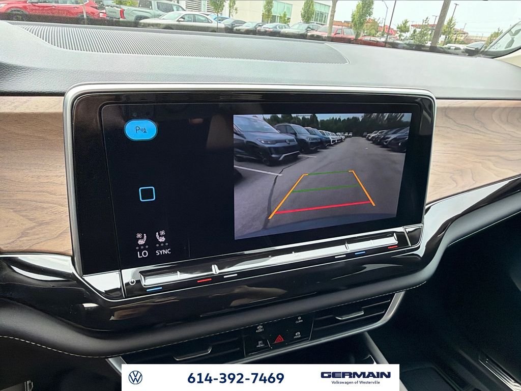 New 2026 Pure Gray Volkswagen 2.0T SE w/Technology image 26