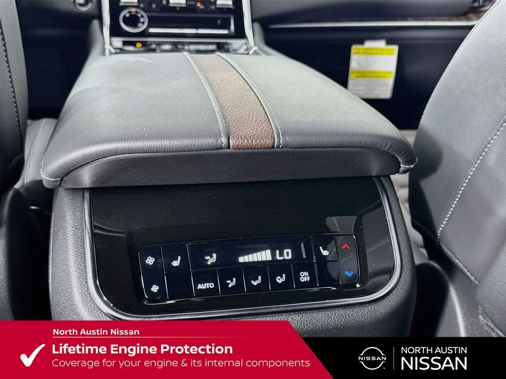 New 2026 Gray Nissan Platinum image 32