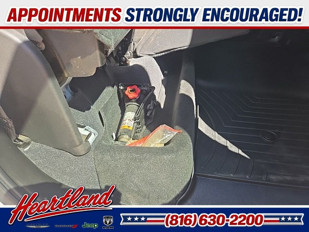 Used 2019 Beige Chevrolet High Country image 104