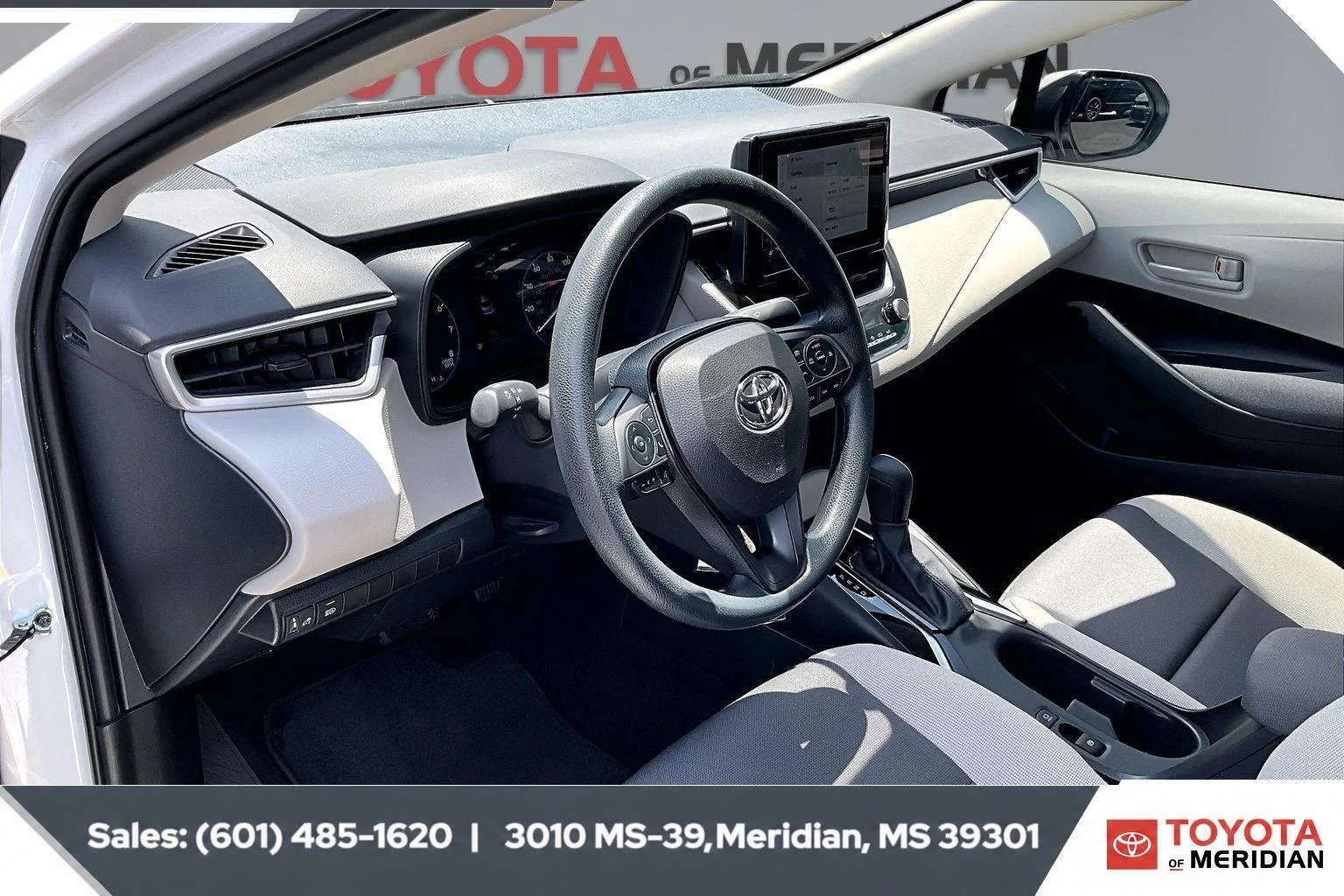 Used 2023 Ice Cap Toyota LE image 12