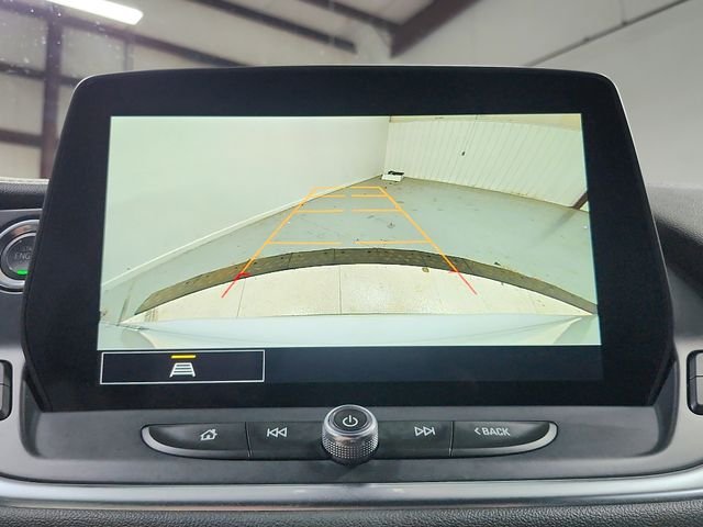 Used 2025 White Chevrolet LT image 29