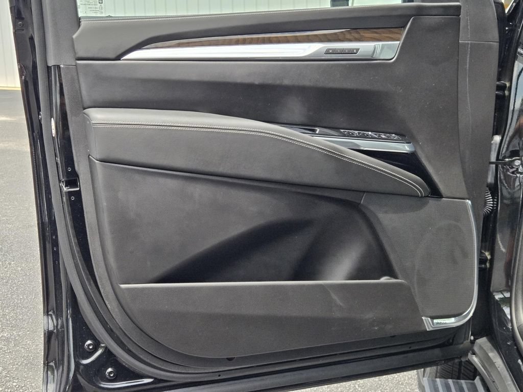 Certified Used 2025 Black Raven Cadillac Sport Platinum image 25