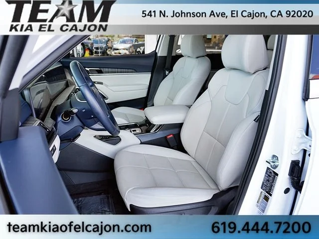 Certified Used 2024 White Kia EX FWD image 15