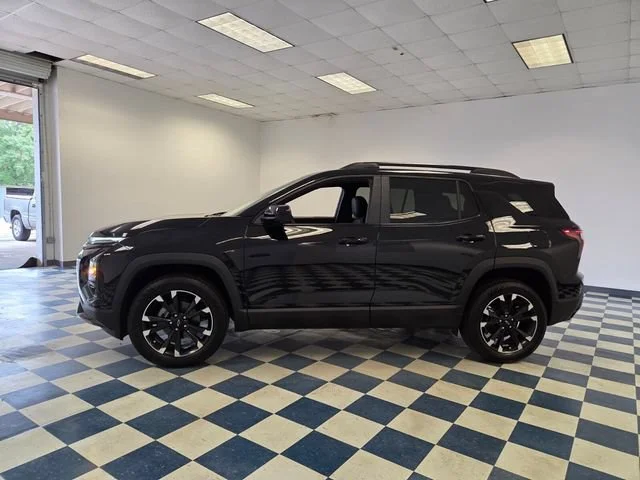 Used 2027 Mosaic Black Metallic Chevrolet RS image 4