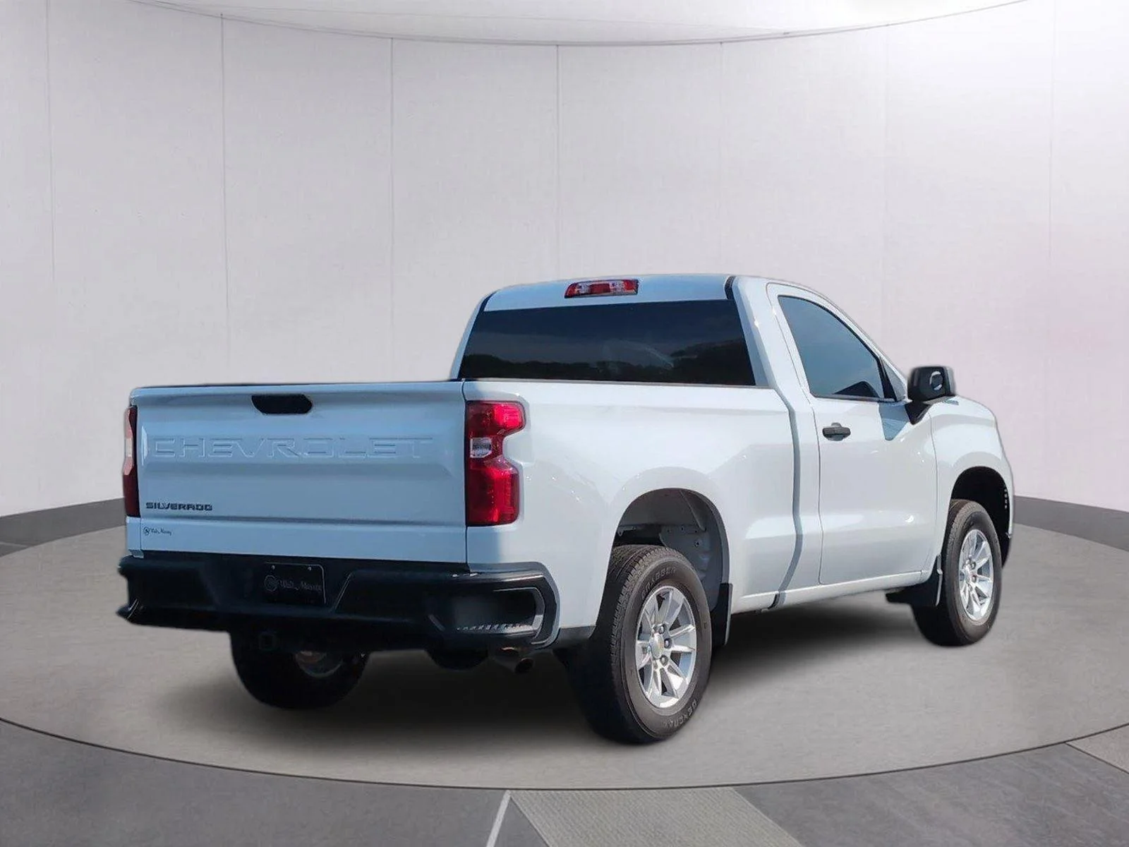 Used 2025 Summit White Chevrolet WT image 6
