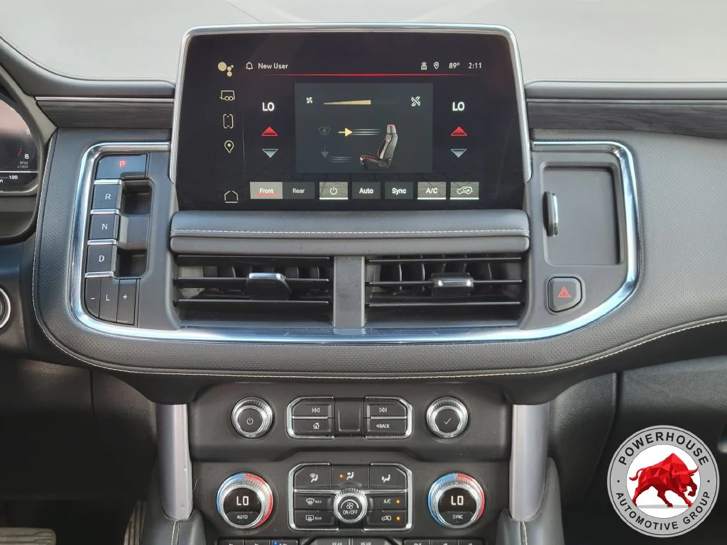 Used 2024 White GMC SLT image 23