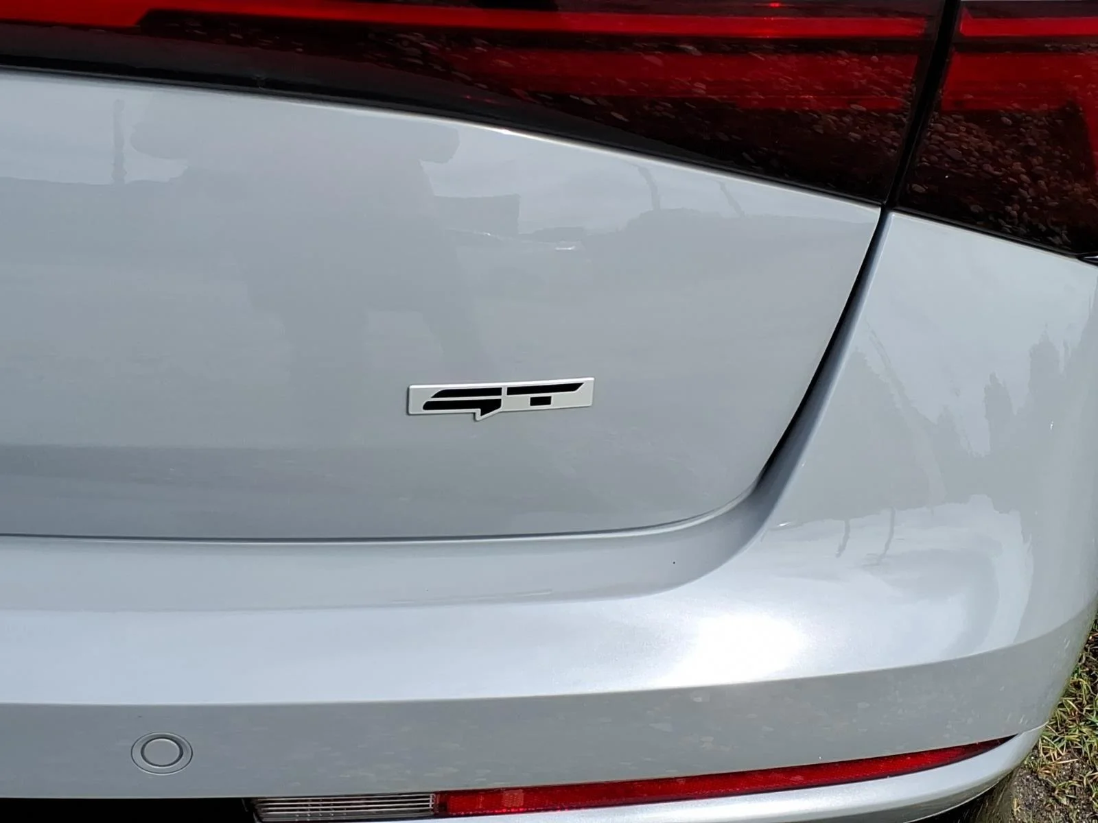 Used 2025 Wolf Gray Kia GT image 6