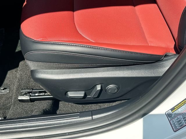 New 2026 Snow White Pearl Kia GT-Line image 20