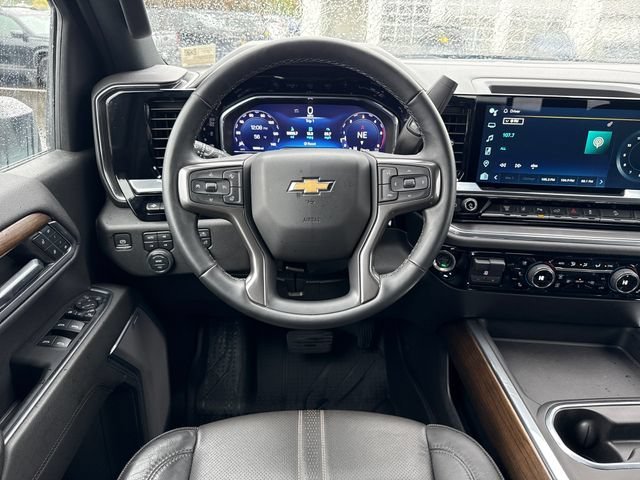 Used 2024 Lakeshore Blue Metallic Chevrolet High Country image 14