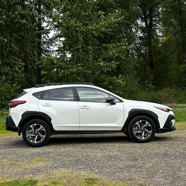 Used 2024 Crystal White Pearl Subaru Premium image 3