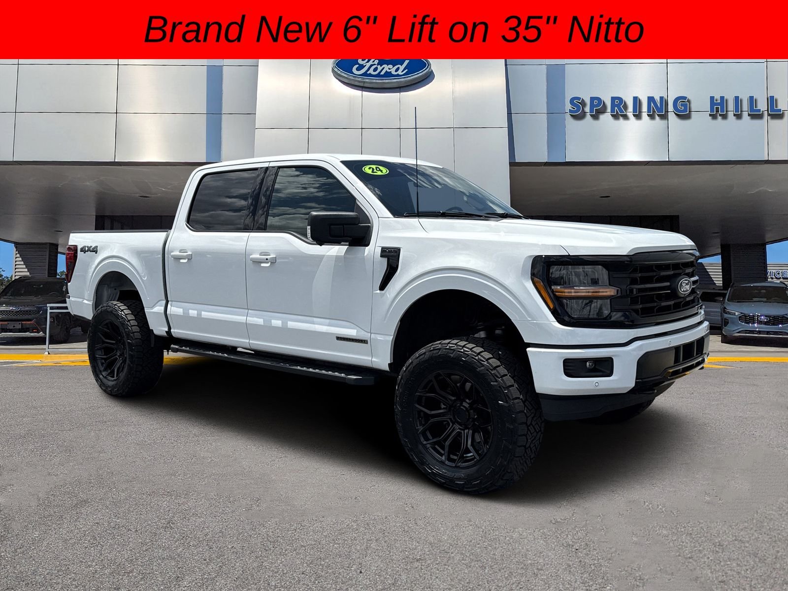 Used 2024 Oxford White Ford XLT image 1