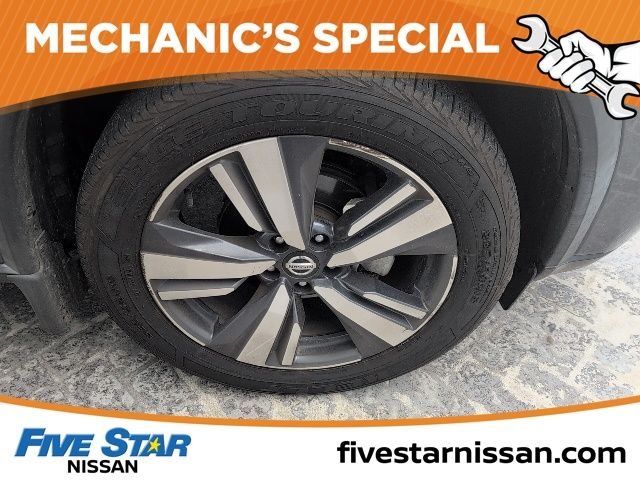 Used 2021 Gray Nissan SL image 12